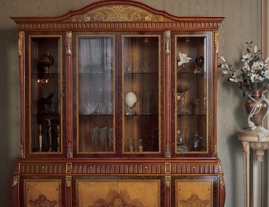 Буфет из массива дерева с резьбой и инкрустацией, Angello Cappellini (классические кухни)