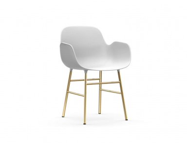 Стул обеденный Form, Normann Copenhagen (стул с подлокотниками)